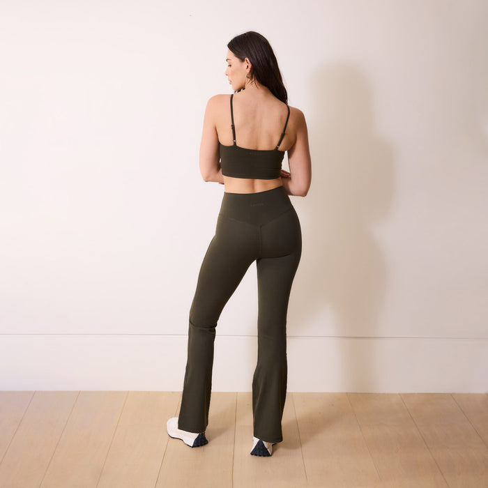 24/7 Revitalise Flare Leggings - Deep Olive