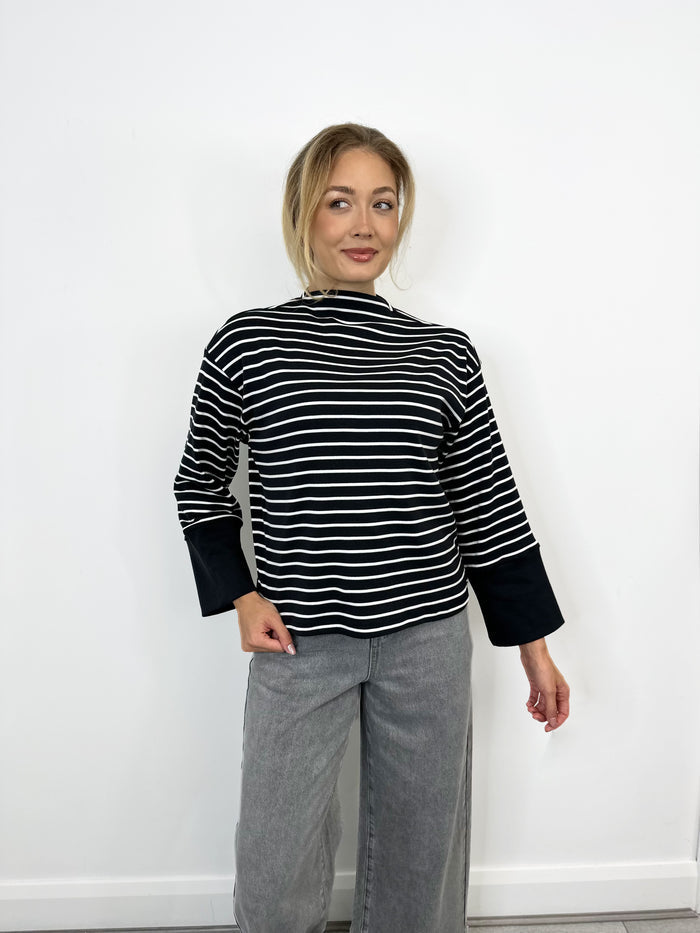 Melanie Funnel Neck Jumper (Black Beauty/Snow White)