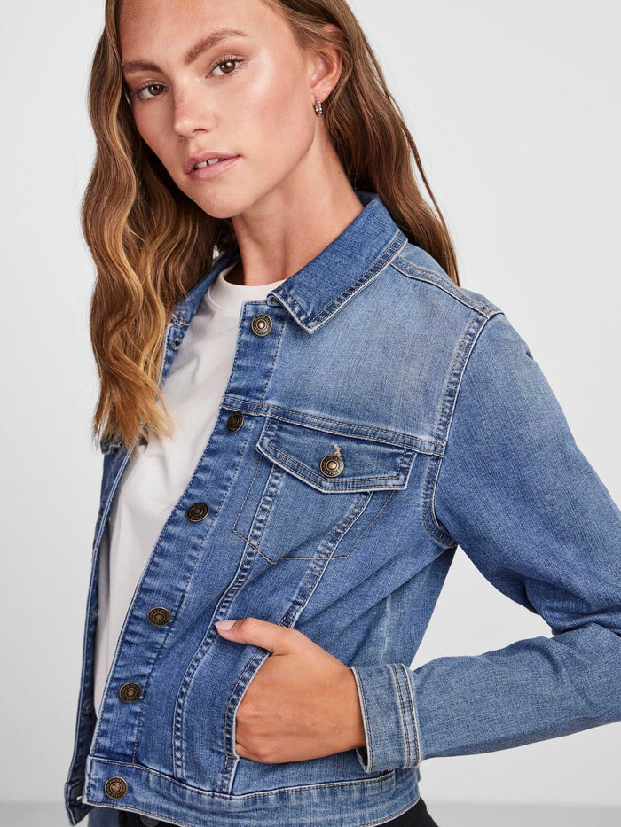 Annie Denim Jacket (Medium Blue)