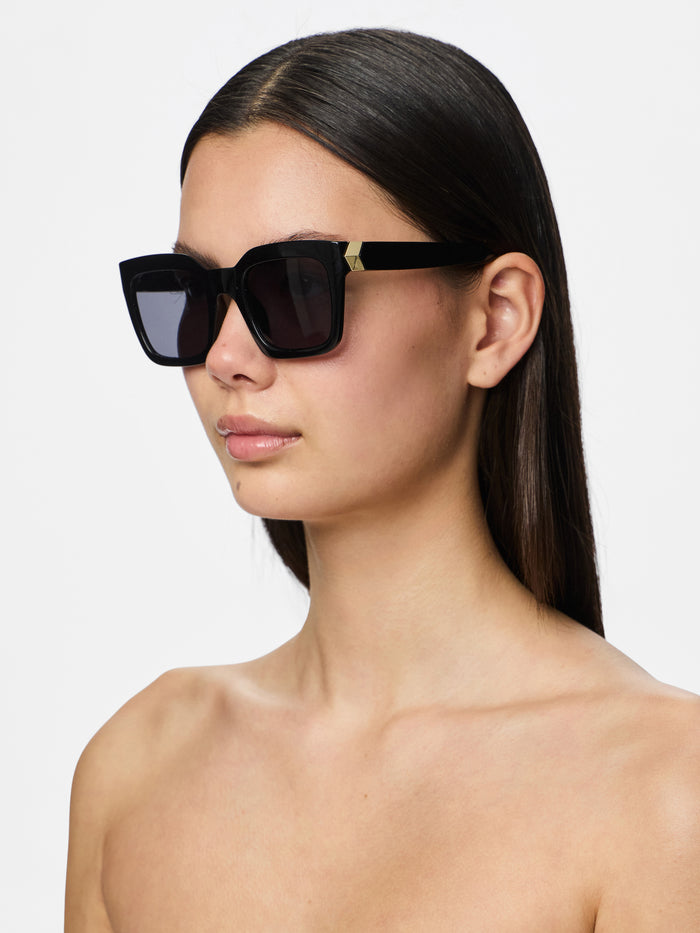 Bella Sunglasses (Black)