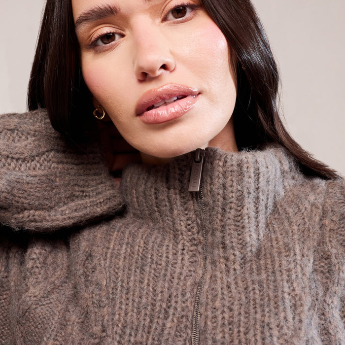 Cable Knit 1/4 Zip Jumper - Mocha