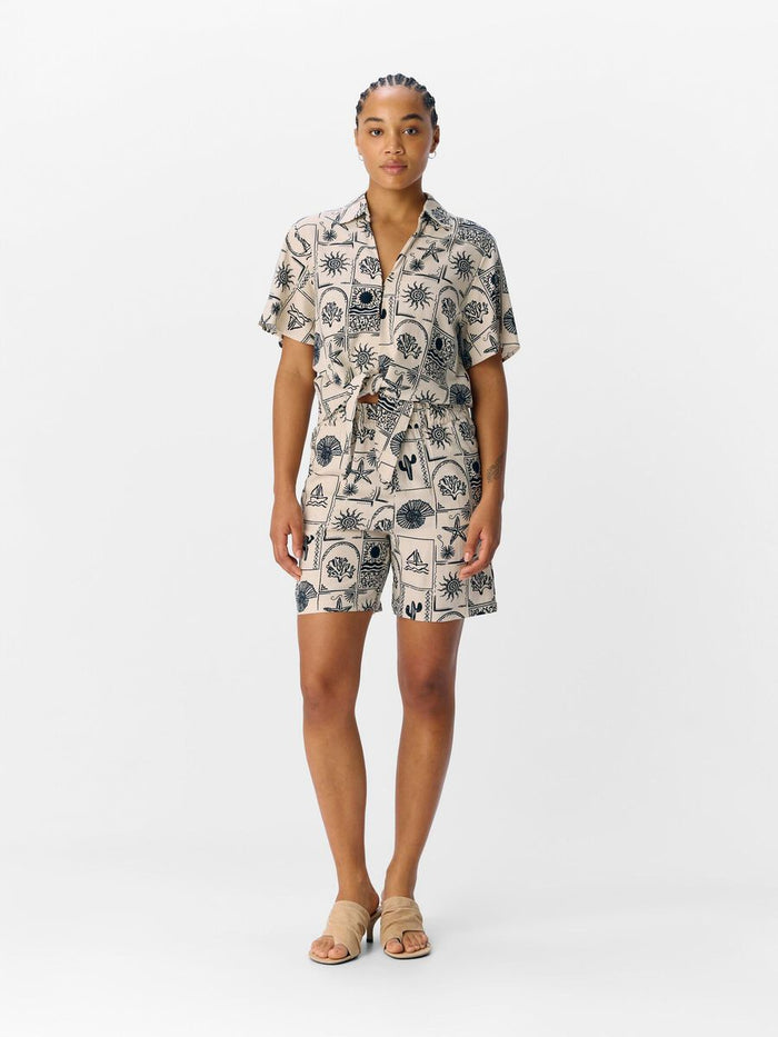 Ember Printed Shirt (Sandshell/Sky Captain)