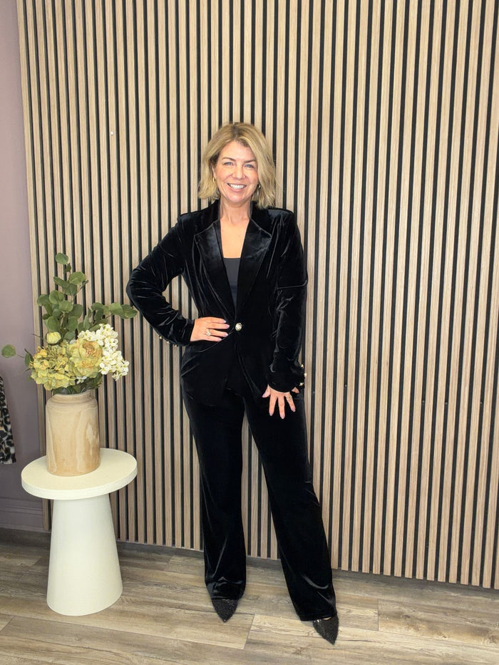 Eva Velvet Trousers (Black)