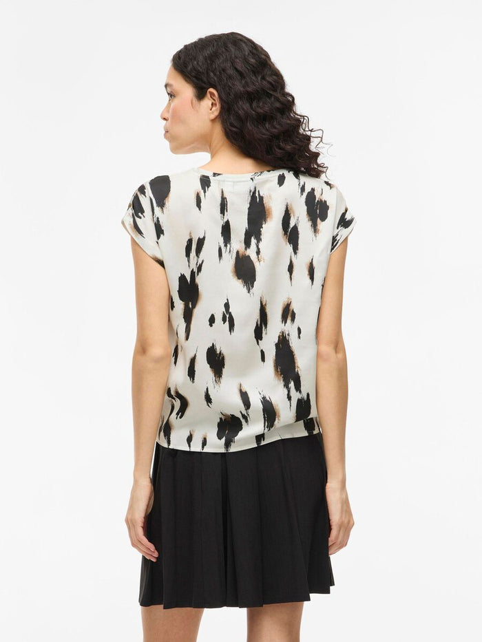 Evanne Satin Top (Birch/COI)