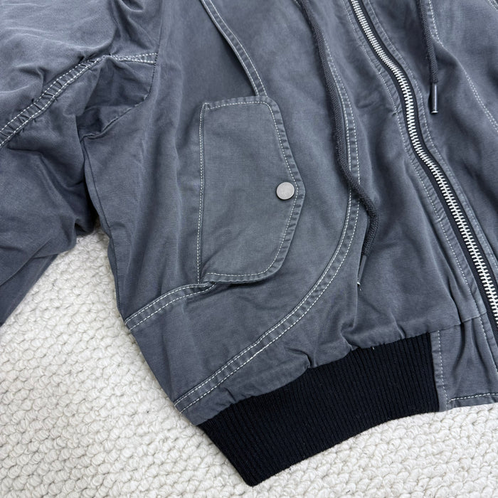 Heavy-Duty Pleated Cotton Jacket