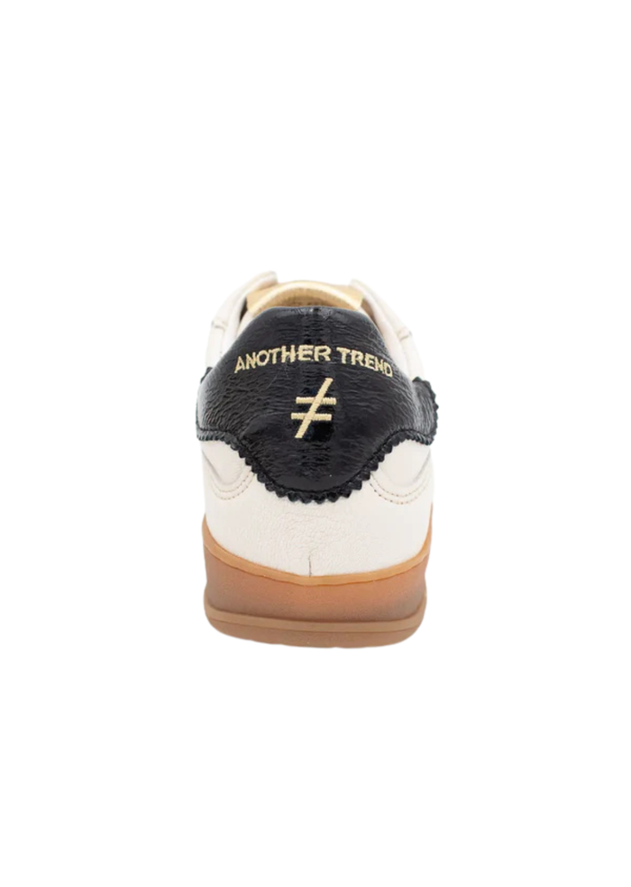 Iconic II (Multi/Off White)