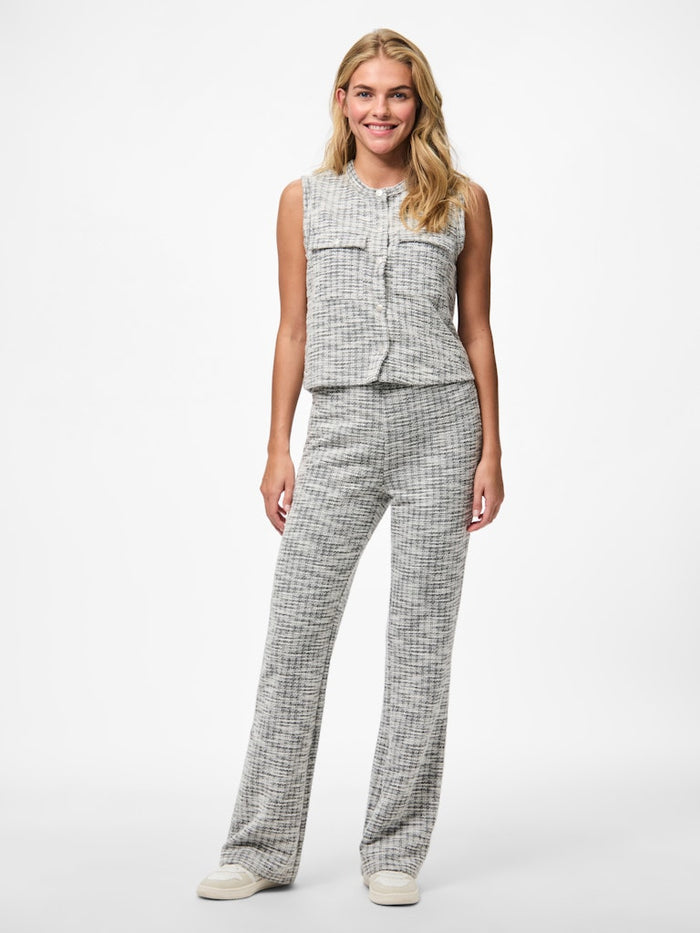 June Flared Pants (Cloud Dancer/Black)