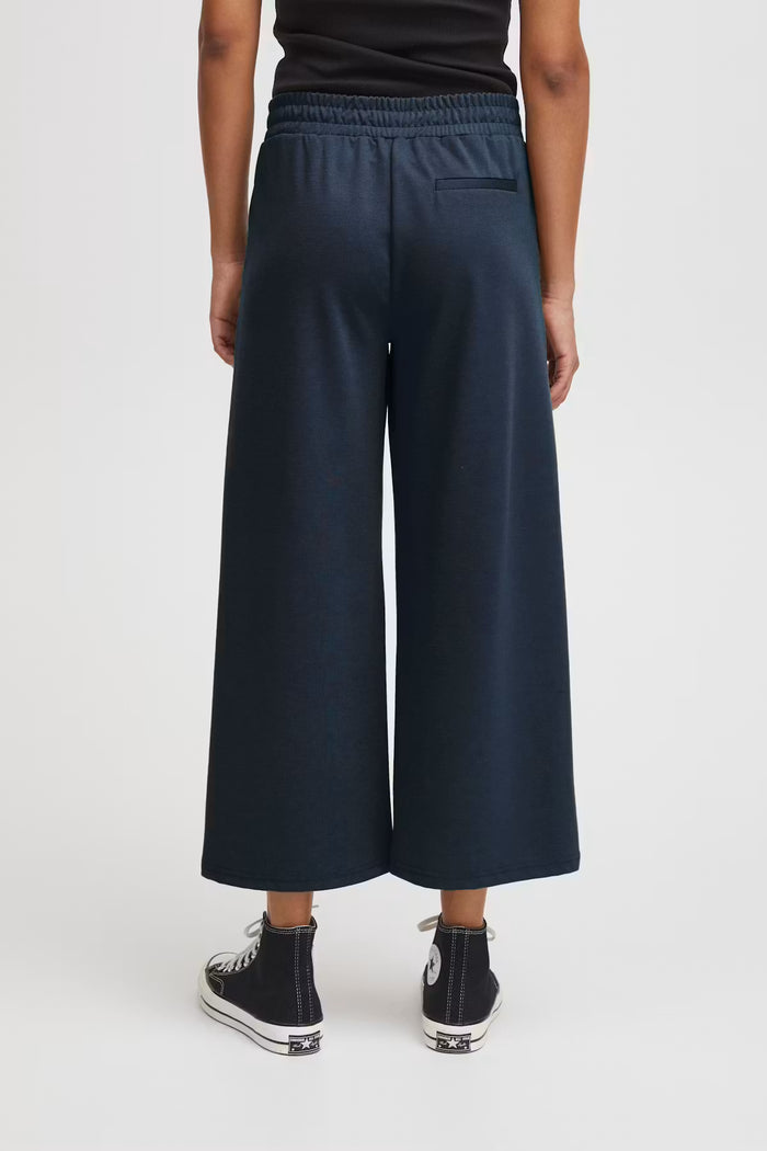 Kate Cropped Wide Leg Pants (Total Eclipse)