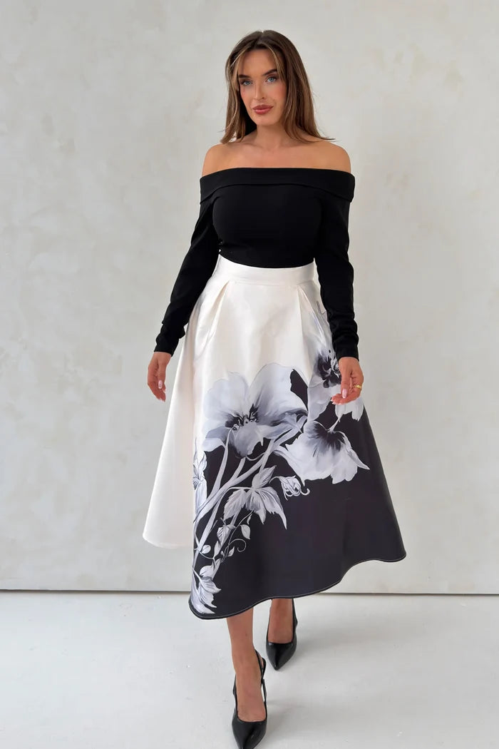 Kathy Bardot Maxi Dress (Black)