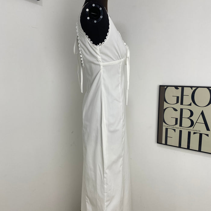 Lace-Trimmed Fishtail Dress