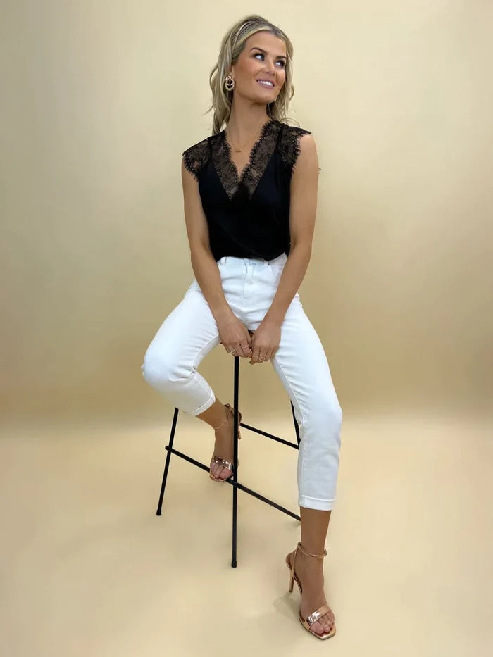 LAUREN LACE CAMI TOP (BLACK)