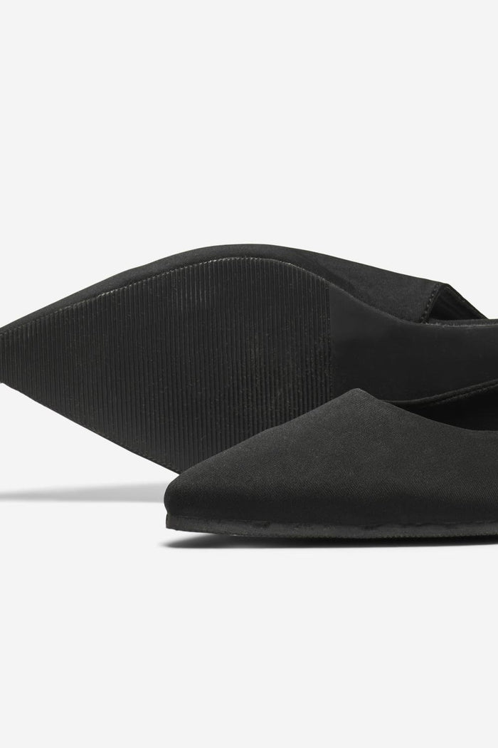 Laurna Ballerina Slingback Shoes (Black)