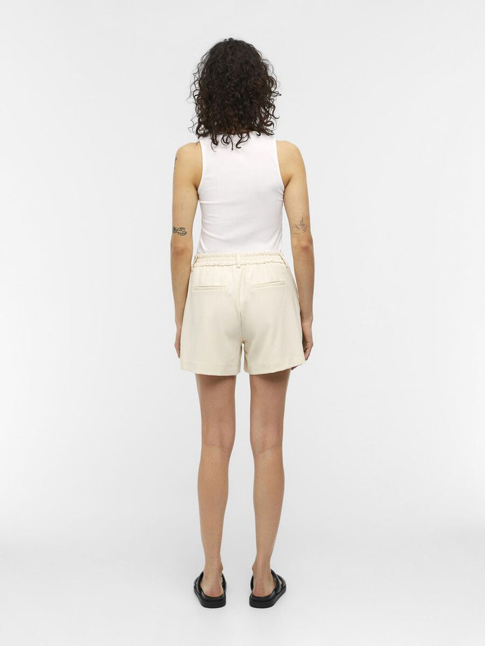 Lilly Shorts (Sandshell)