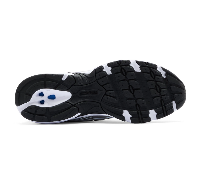 Men’s New Balance 740 (White/Black)