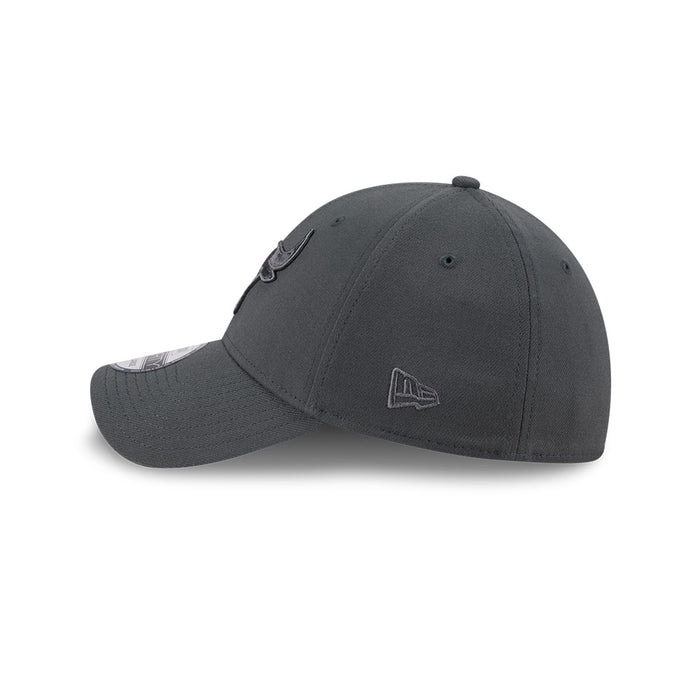 New Era Chicago Bulls 39Thirty Stretch Fit Cap (Steel Tonal)