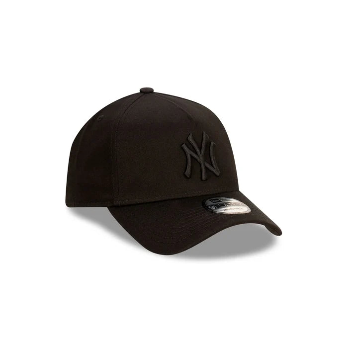 New Era N.Y Yankees 9Forty A-Frame SnapBack Cap (Black/Black)