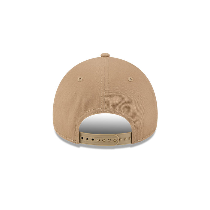 New Era N.Y Yankees “Script Logo” 9Forty A-Frame Cap (Beige)