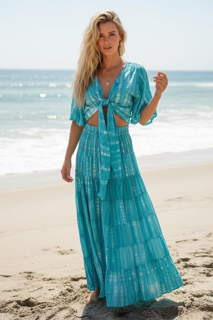#color_turquoise-goddess-tie-dye