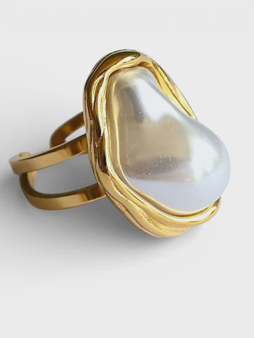 Oceans Apart Ring