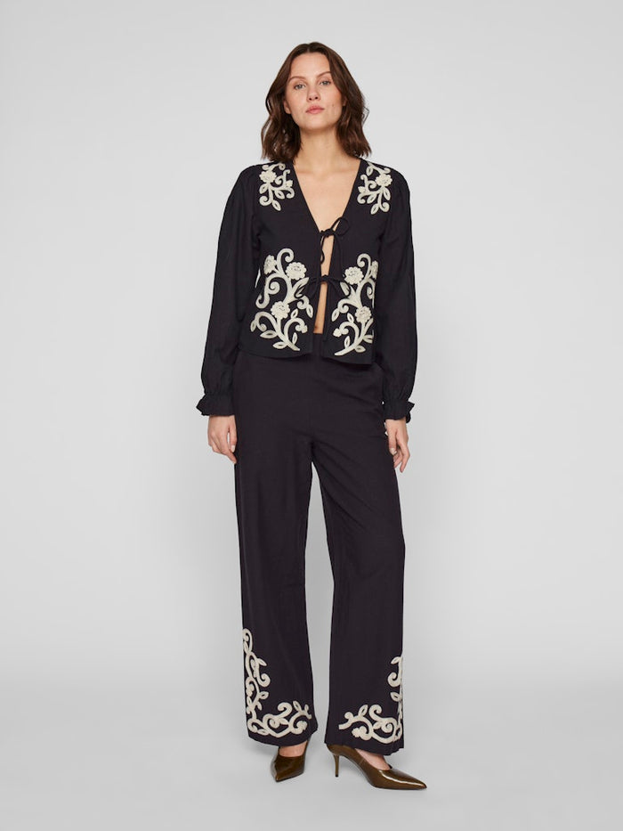 Pauline Top (Black Beauty/Birch)