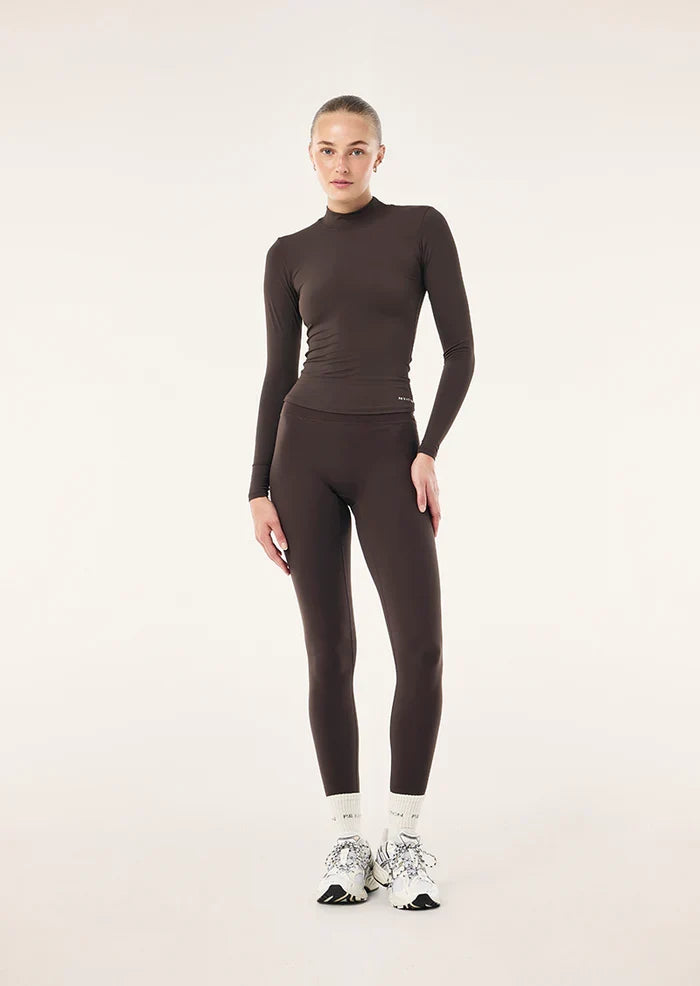 P.E Nation Foundation Mock Neck LS (Coffee)