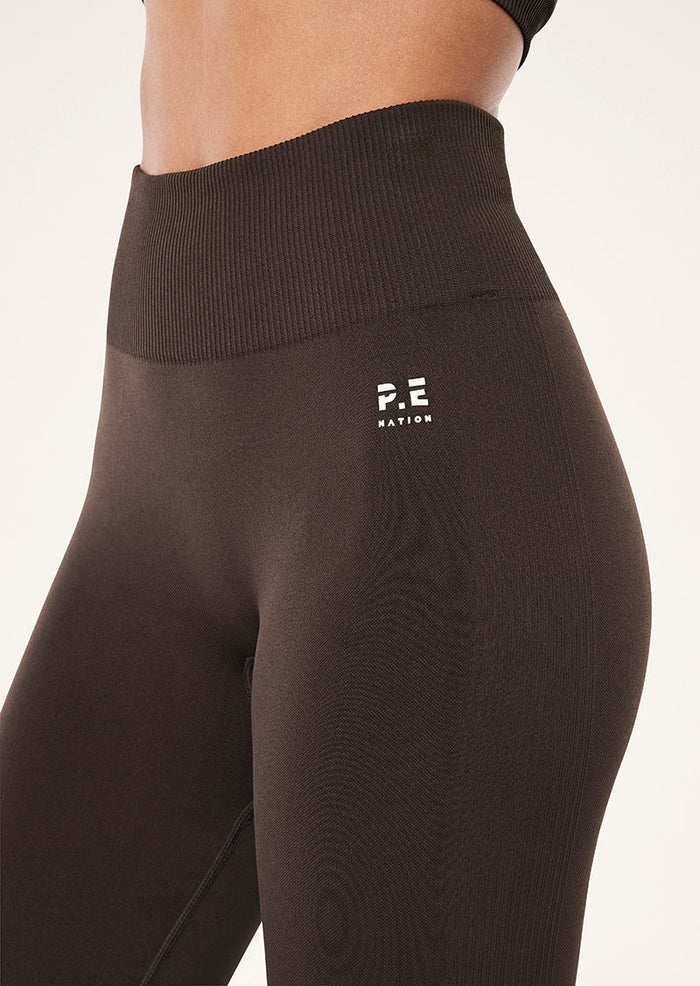 P.E NATION Restore Seamless Legging (Coffee)