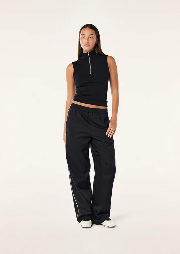 P.E Nation Routine Quarter Zip Tank (Black/Optic White)