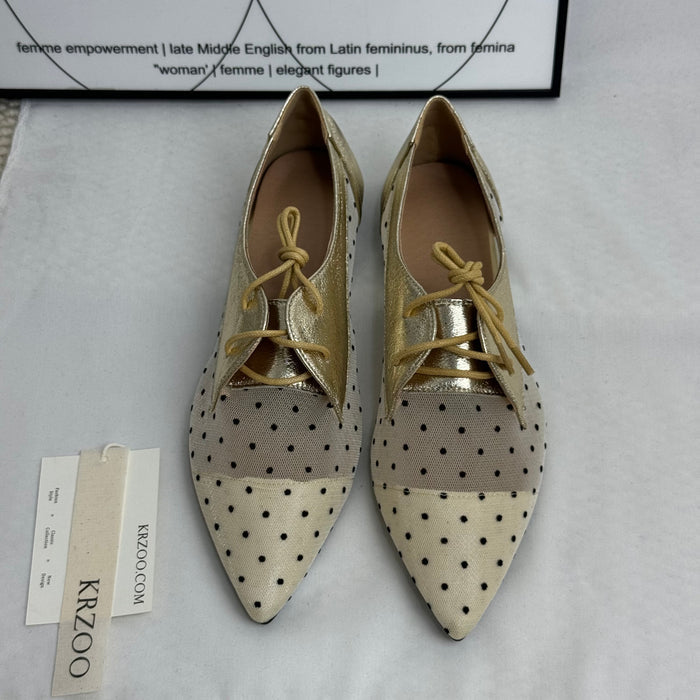 Pointed-toe net fabric lace-up shoes