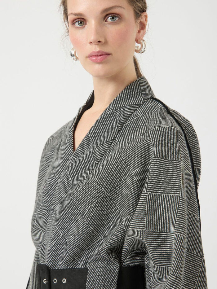 Shay Blazer Jacket (Black/White)