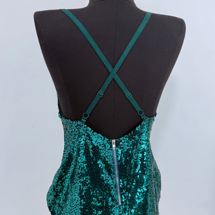 Sleeveless Sequined Backless Dress