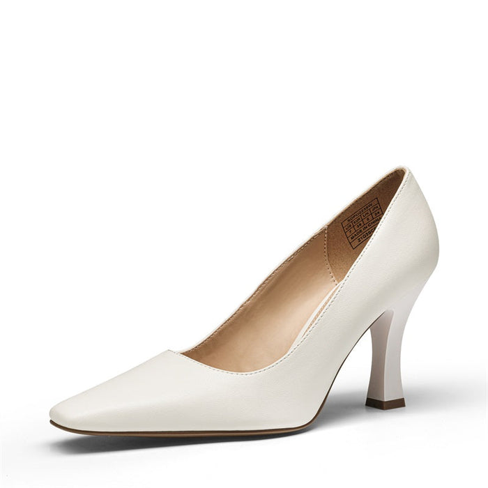 WHITE / 7