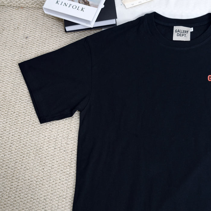 T-shirt base layer with loose and unique style