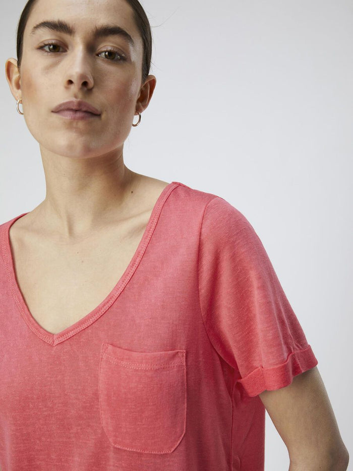 Tessi V-Neck T-Shirt (Paradise Pink/Coral)