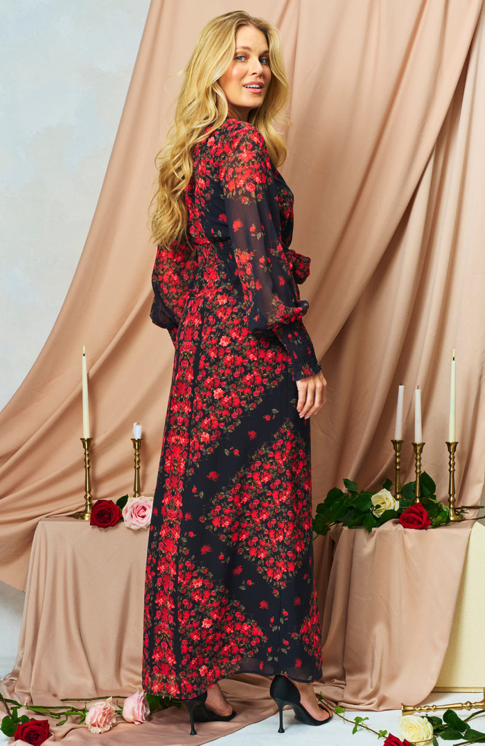 The Adelita Maxi Dress (Black)