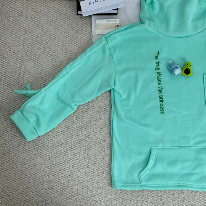 V-neck frog with designable hood