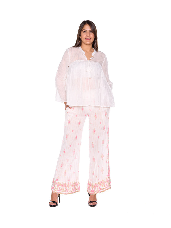 White lurex top. (3608)