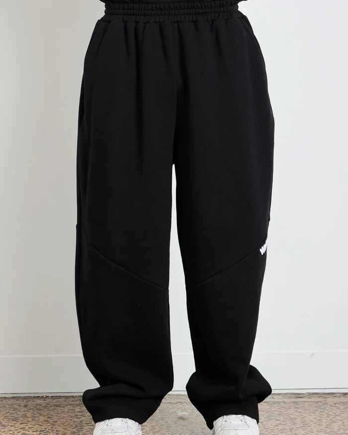 WNDRR Halo Jumbo Trackpants (Black)