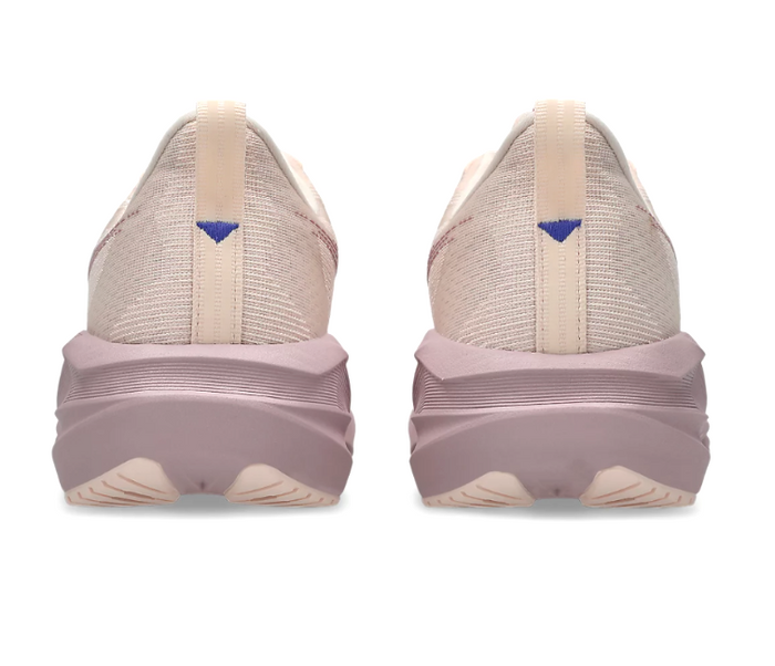 Women's Asics Novablast 5 (Pearl Pink)