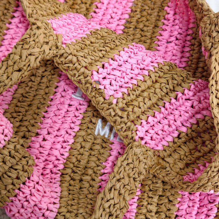 Woven basket tote bag for carrying
